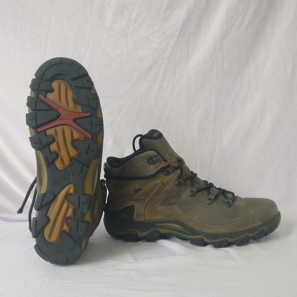 Ecco GORETEX WATERPROOF LEATHER Universal All season Outdoor boot men41/8us/7uk